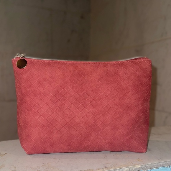 Ulta Beauty Handbags - NWOT ULTA BEAUTY MAKEUP BAG